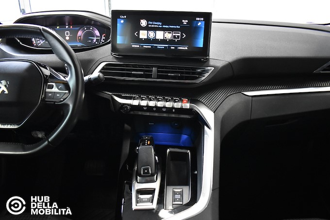 PEUGEOT 3008 BlueHDi 130 S&S EAT8 Active Business